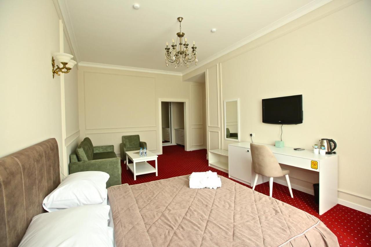 Miraj Hotel Баку Екстер'єр фото
