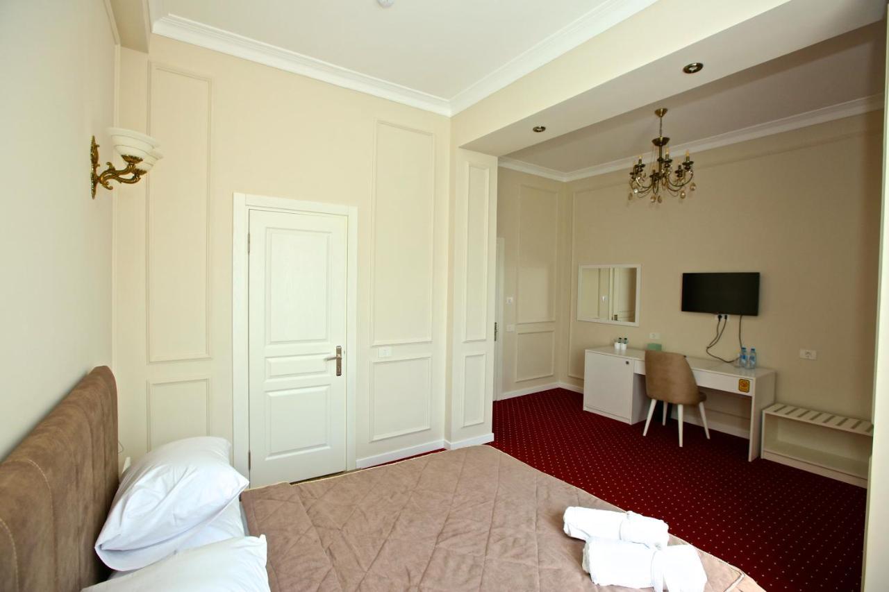 Miraj Hotel Баку Екстер'єр фото