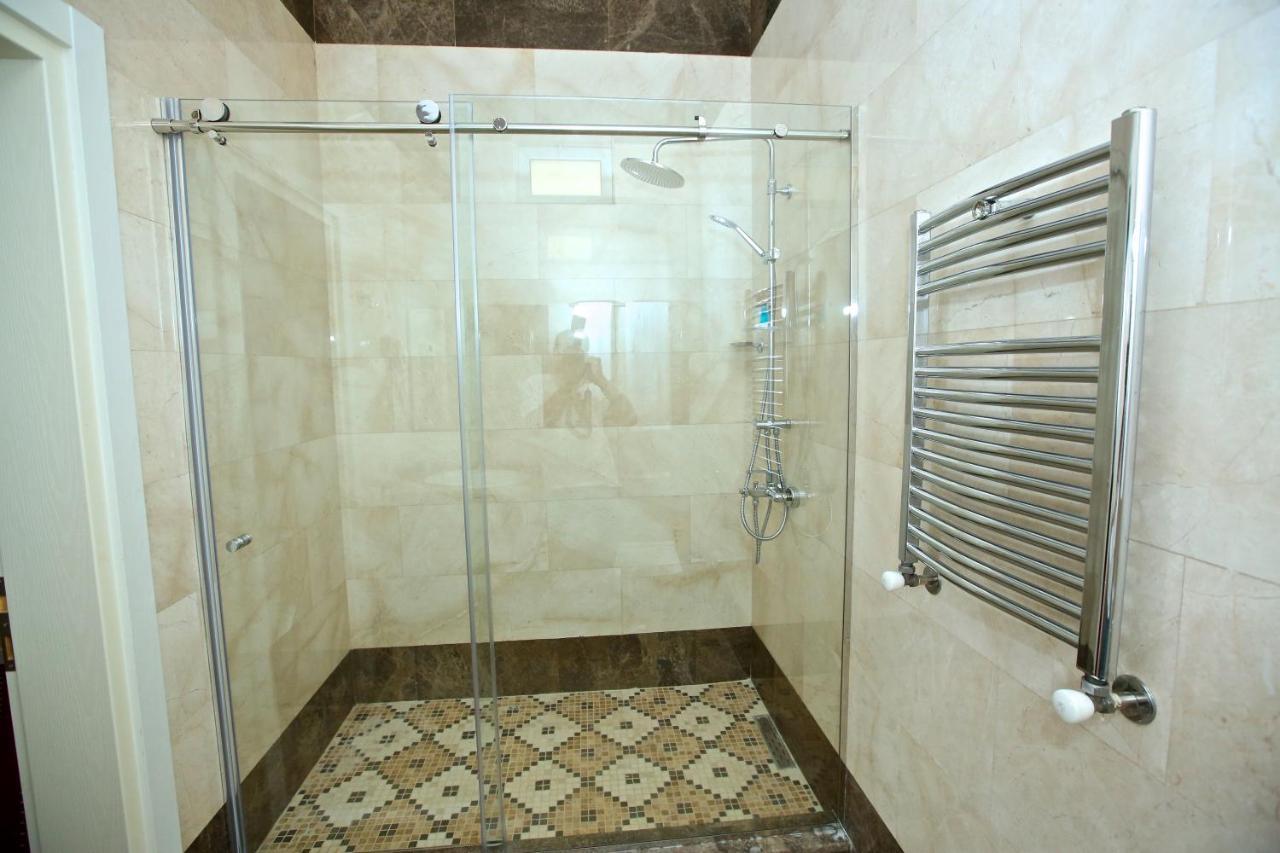 Miraj Hotel Баку Екстер'єр фото